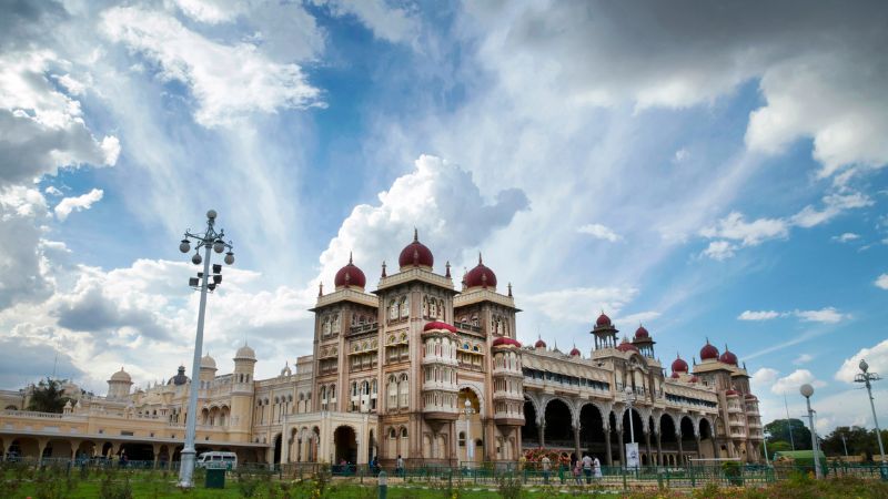 Controlla I Palazzi E I Mercati Di Mysore