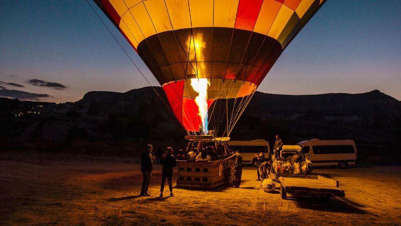 Giro In Mongolfiera Sopra La Città Rosa