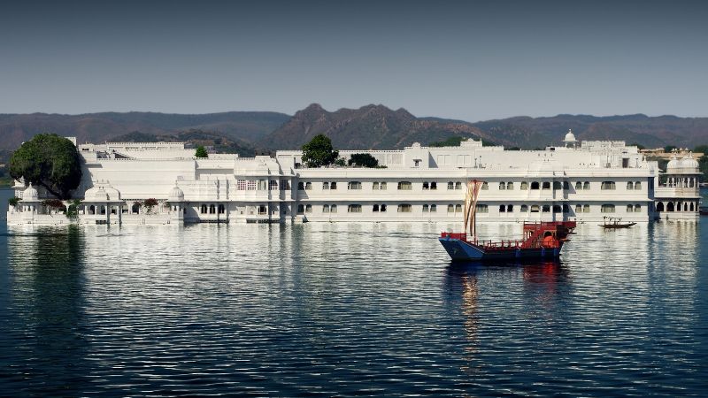 Una Notte Nel Palazzo Galleggiante